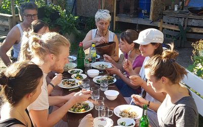 Frühstück im Bunkergarten? Pizza aus dem Lehmofen? …